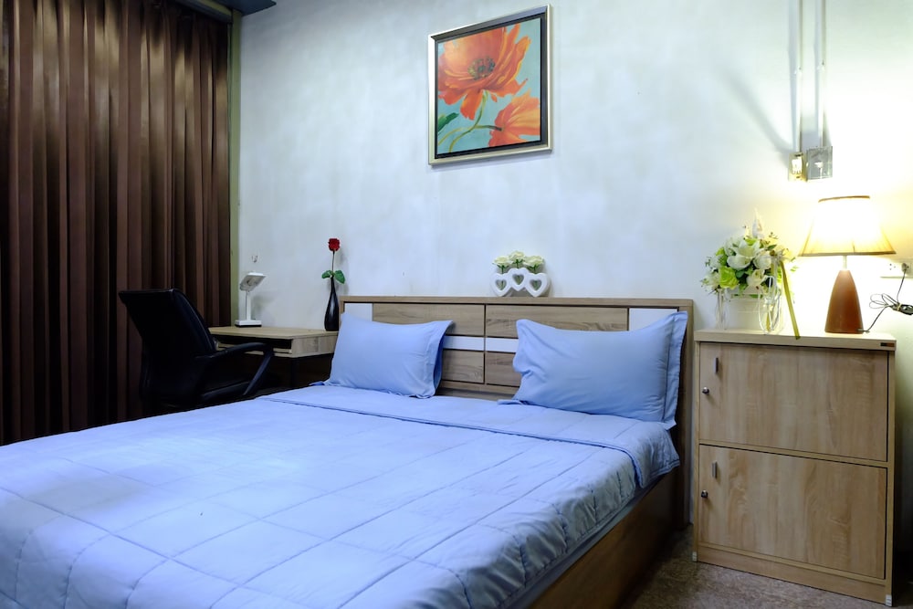 Sirimongkol Resort 12/51