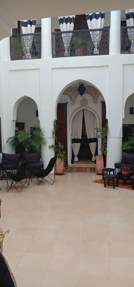 Riad Noor Charana photo5