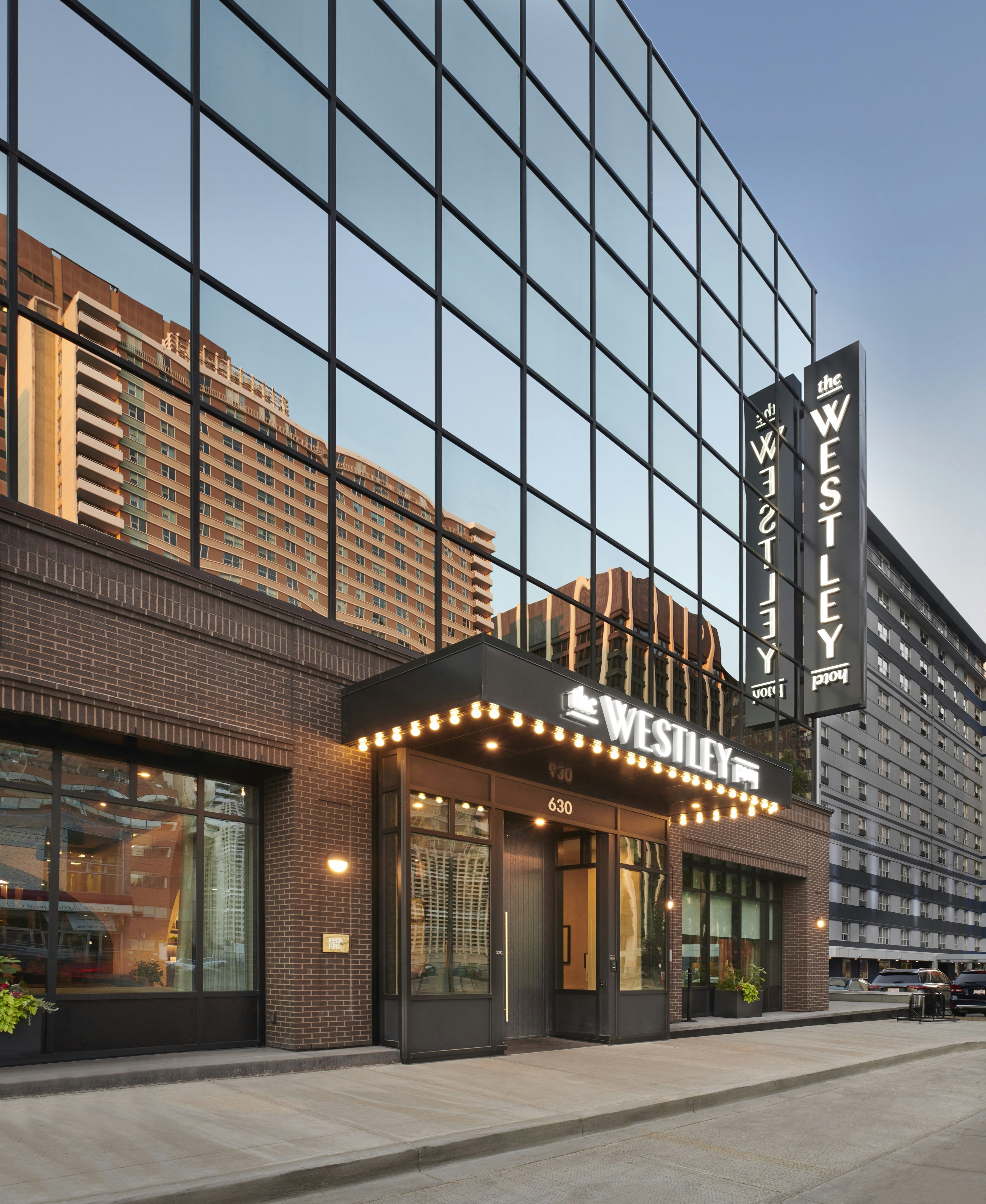 The Westley Calgary Downtown, Tapestry Collection by Hilton 15/15