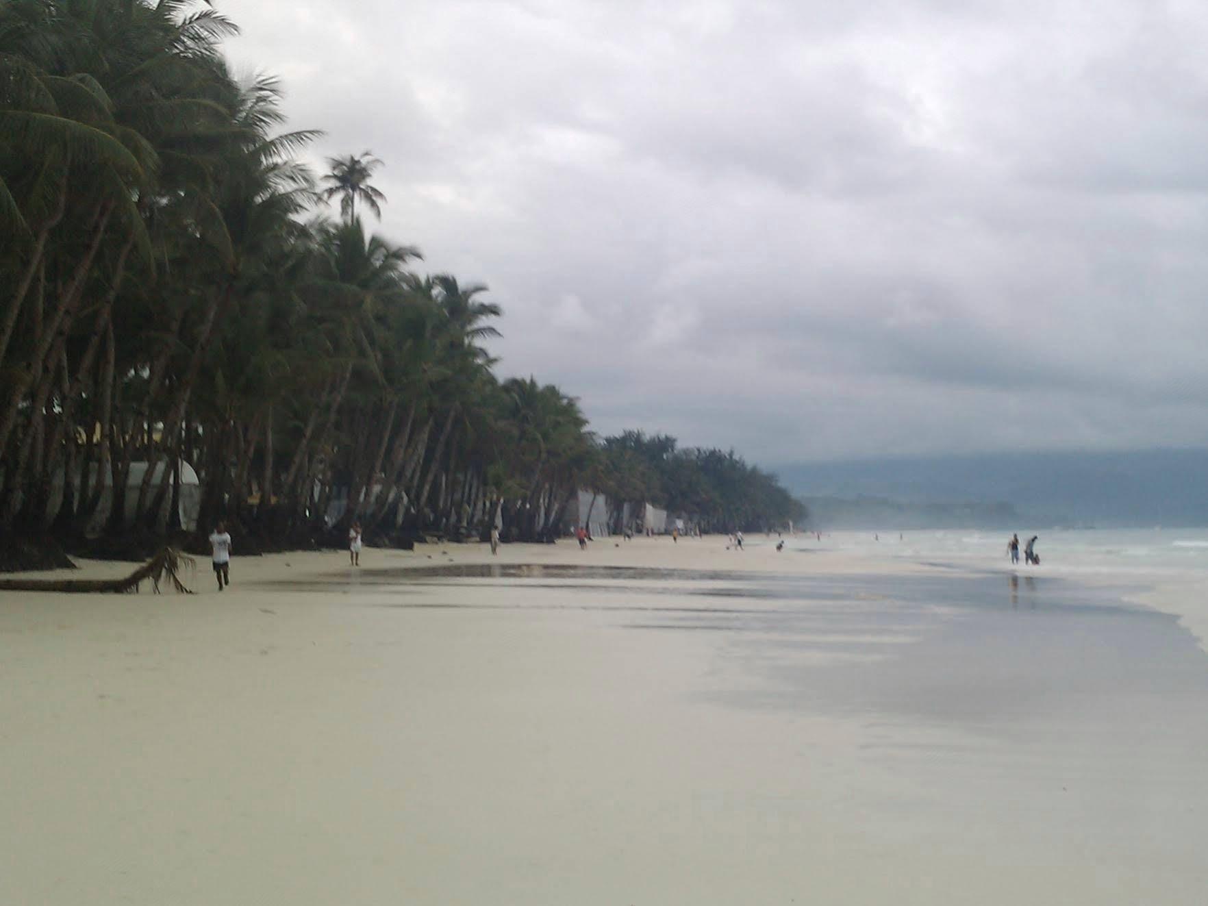 Amigos Beach Resort Boracay 23/32