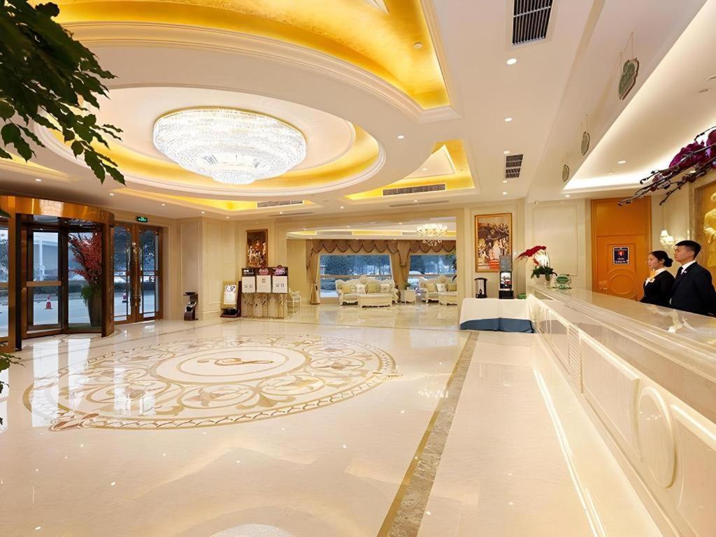 Vienna Hotel (Chengdu Airport Shuangliu Wanda) 13/60