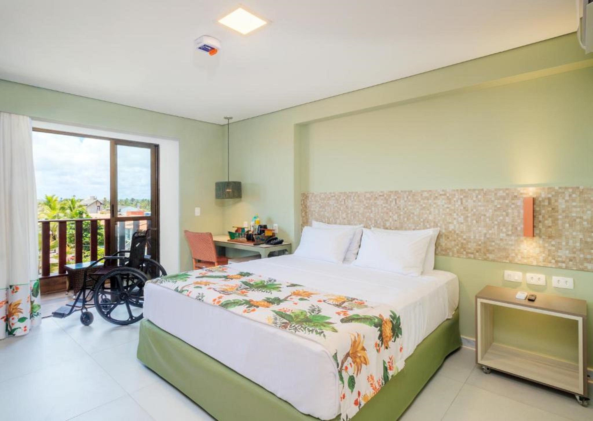 Room, Double Bed, Accessible
