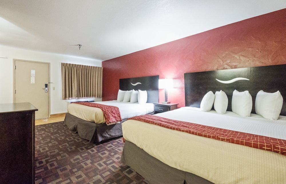 Red Roof Inn Oklahoma Airport - I-40 W/Fairgrounds 10/31