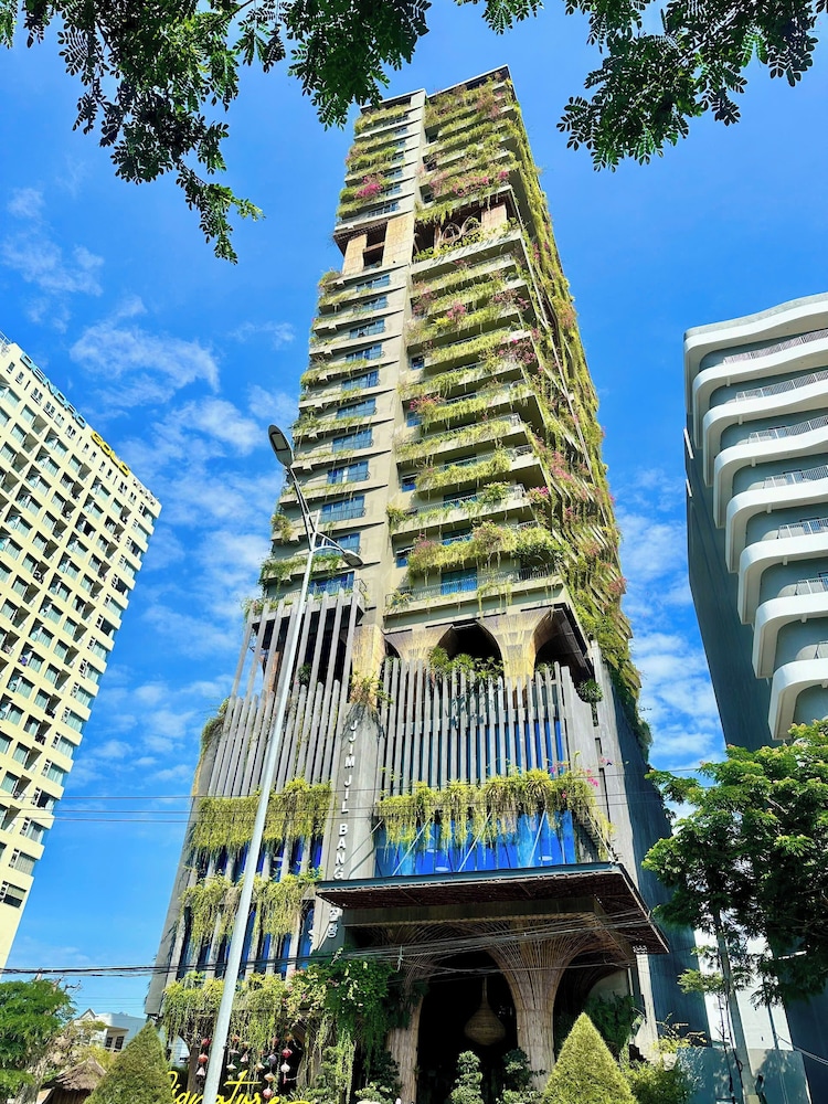 The Signature Hotel Nha Trang 4/50
