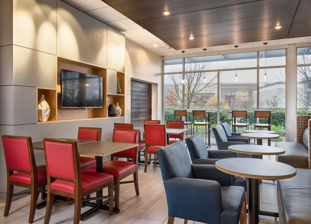 Holiday Inn Express and Suites Salem North - Keizer 56/71