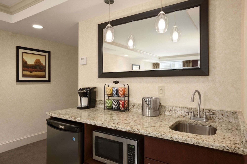 Bangor Grande Hotel and Conference Center 48/58