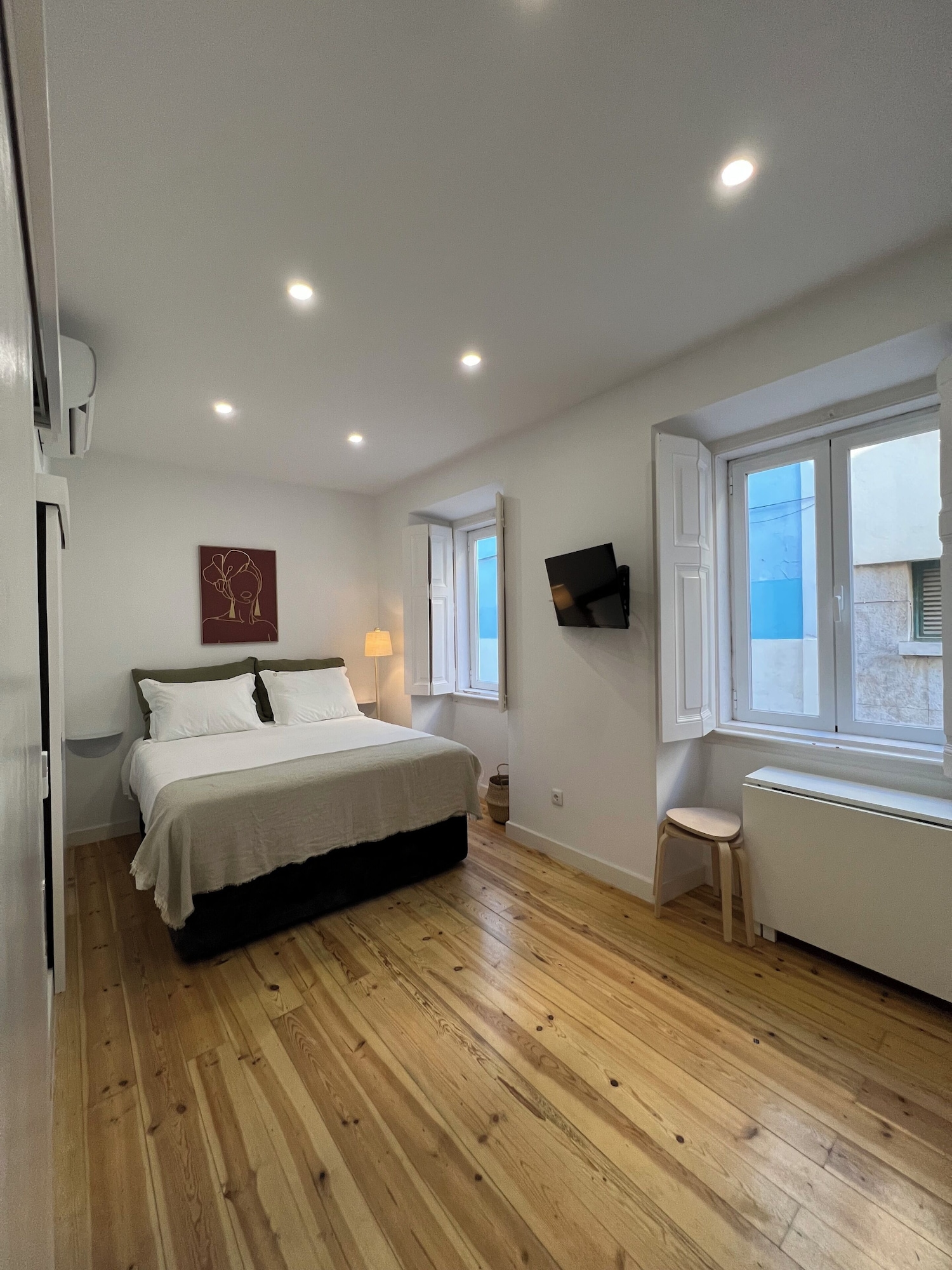 1 Bedroom, Apartment, Queen Bed, Pool Access