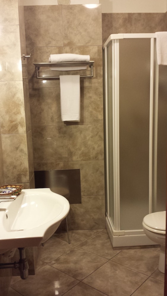 Ara Solis Hotel 44/78