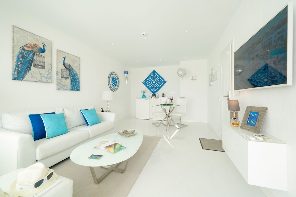 Lanis Suites De Luxe - Adults Only 75/108