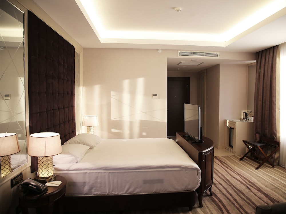 Morrian Hotel 27/50