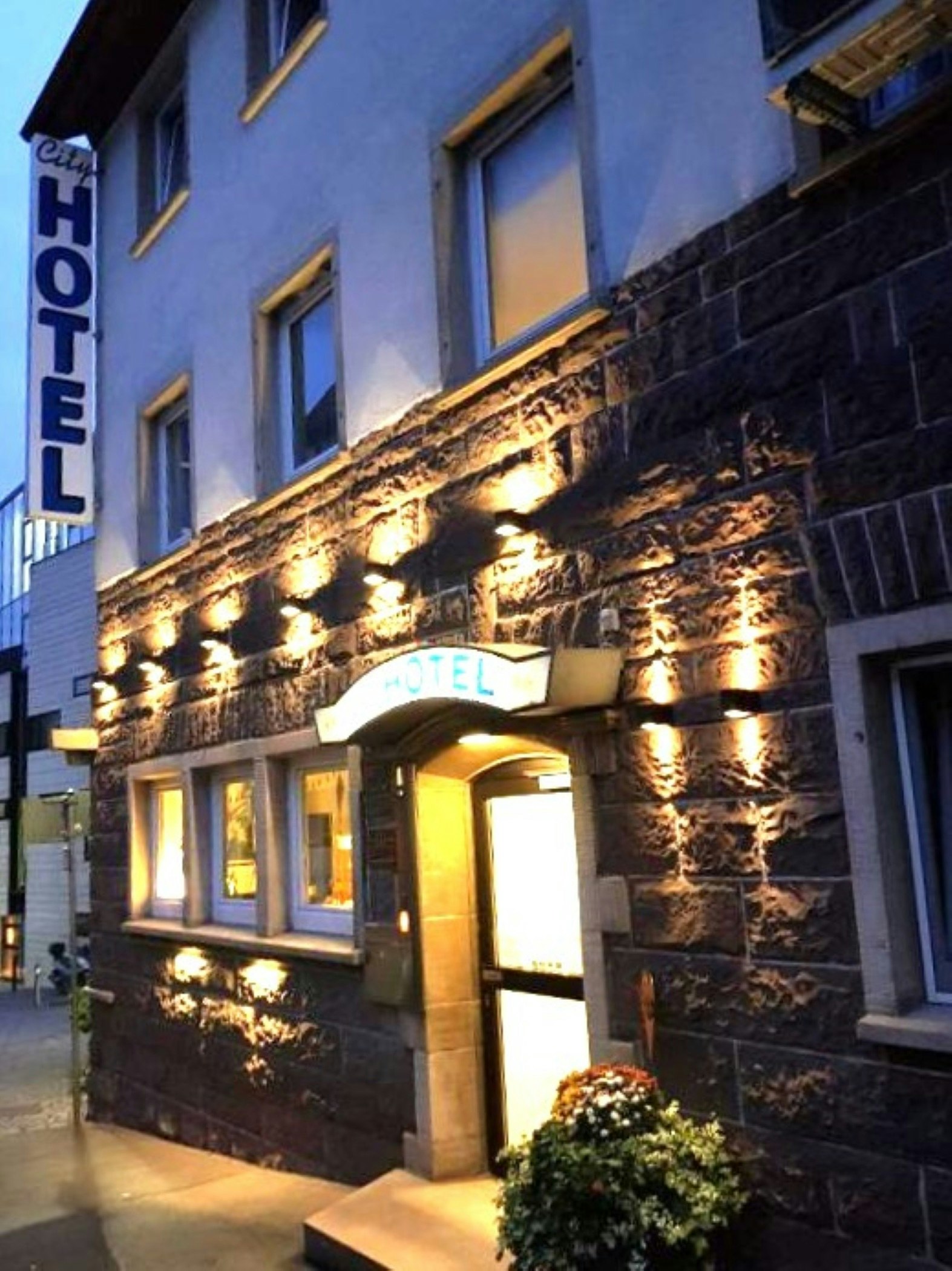 CITY HOTEL Boblingen 1/26