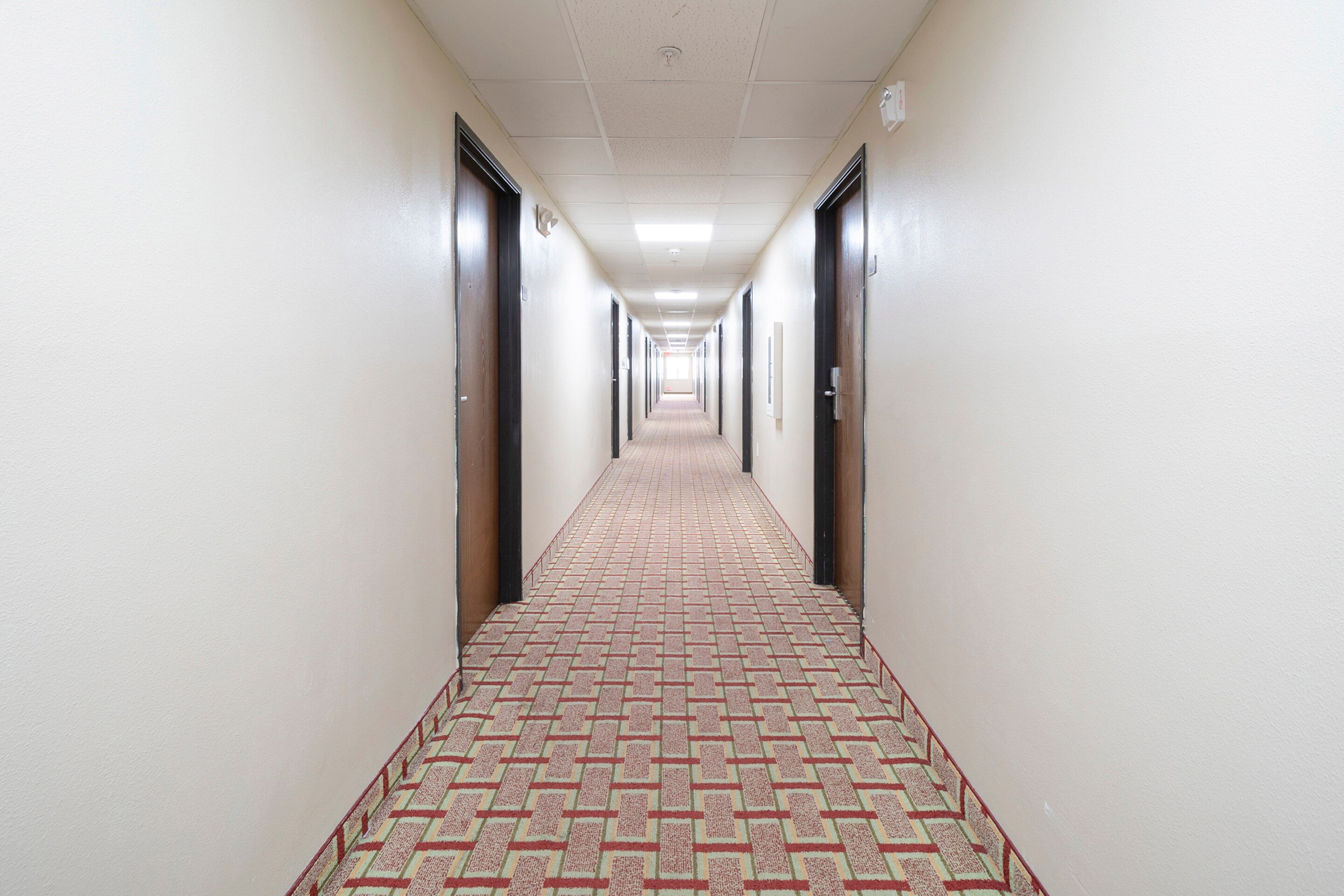 OYO Townhouse Houston Airport North 13/27