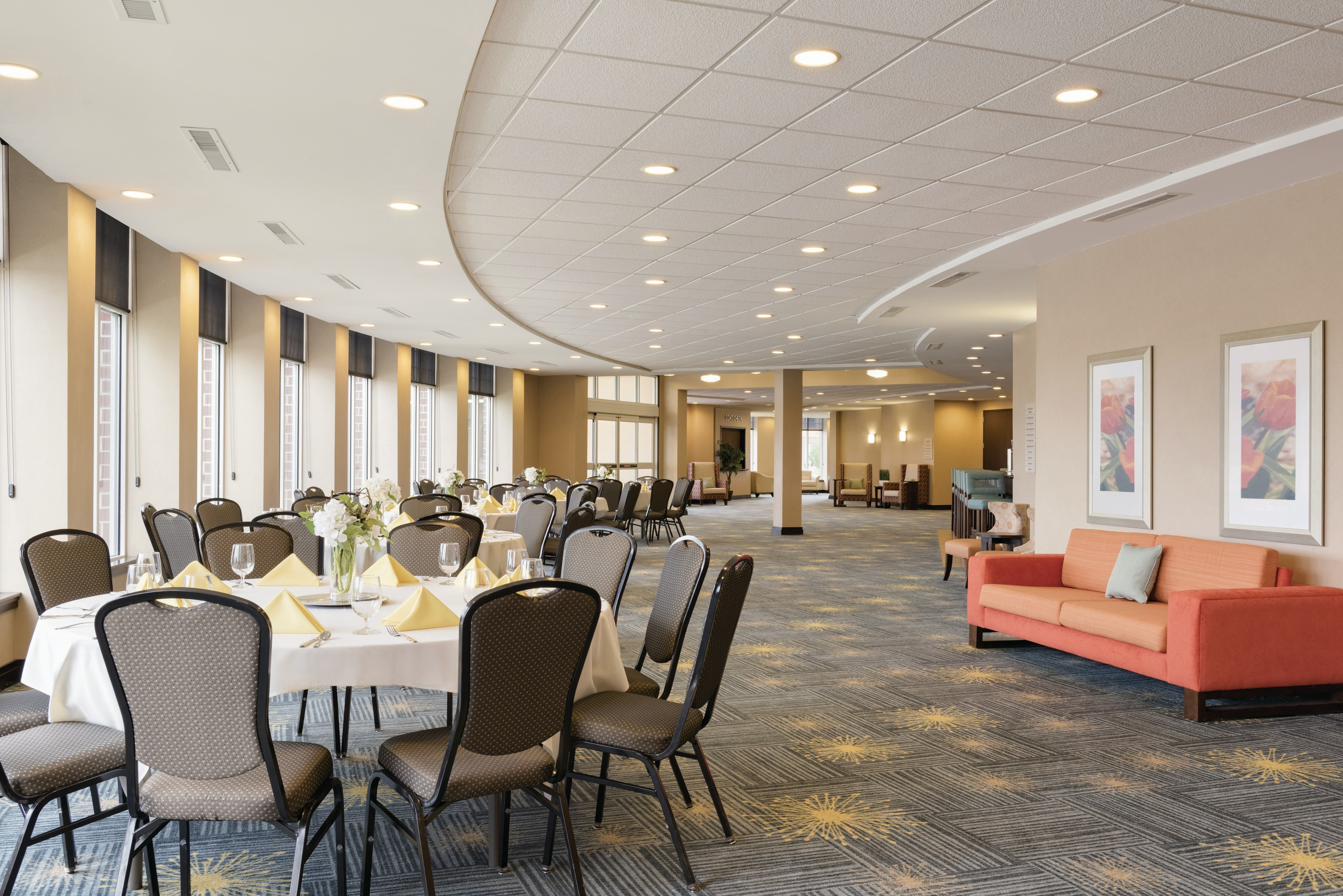 Hilton Garden Inn Fargo 35/61
