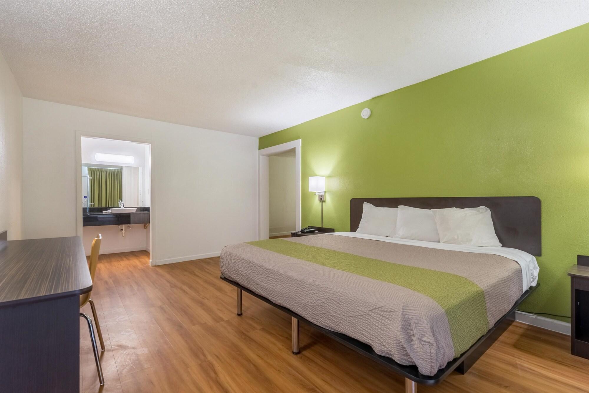 Motel6 Troy, OH 10/45