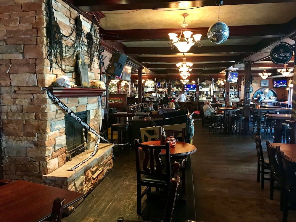 The Steveston Cafe & Hotel 48/56
