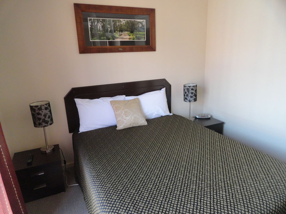 Victoria Lodge Motor Inn And Apartments 31/51