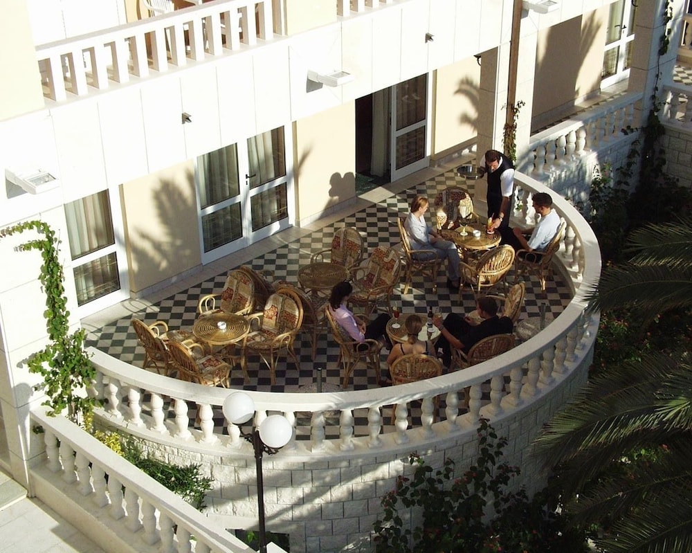 Hotel Laurentum 3/30