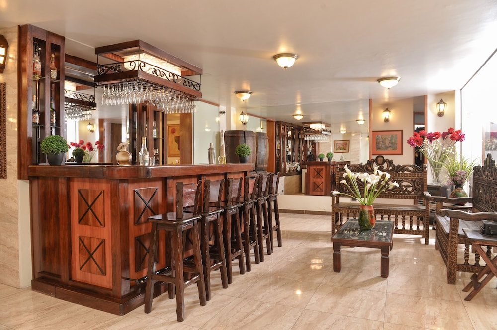 Ruinas Hotel 28/36