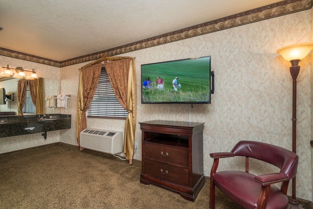 St George Inn Suites 7/67