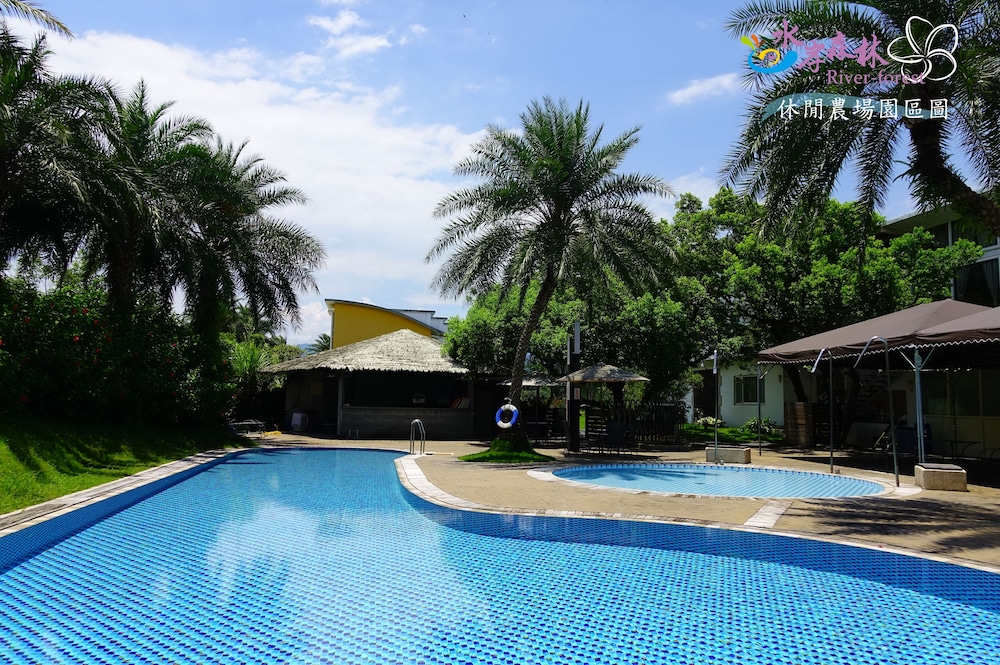 River Forest Resort Hotel 67/76