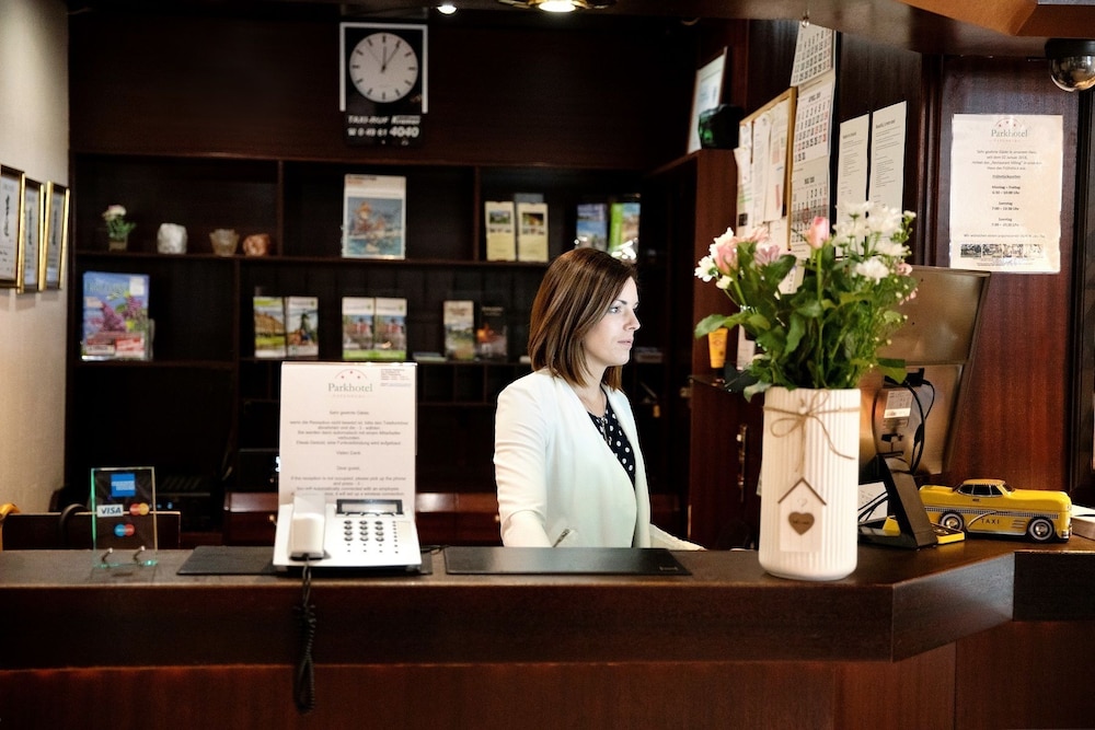 PARKHOTEL PAPENBURG 6/50