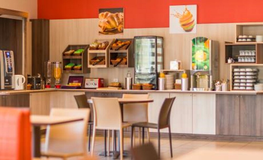 ACE Hotel Paris Sud Villabe 32/49