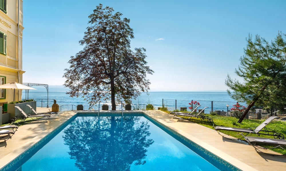 REMISENS VILLA BELVEDERE 3/66