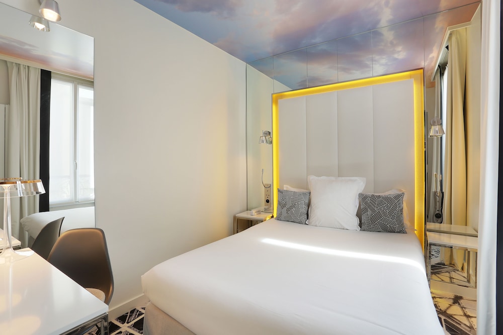 Nouvel Hotel 16/55