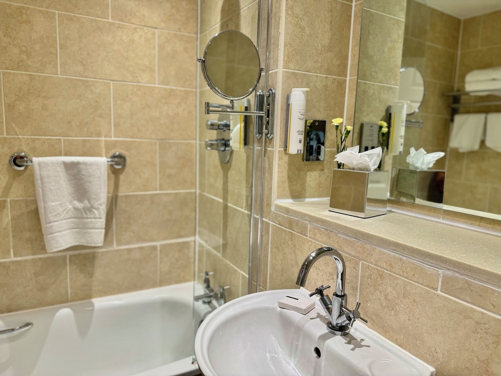Grovefield House Hotel 55/57