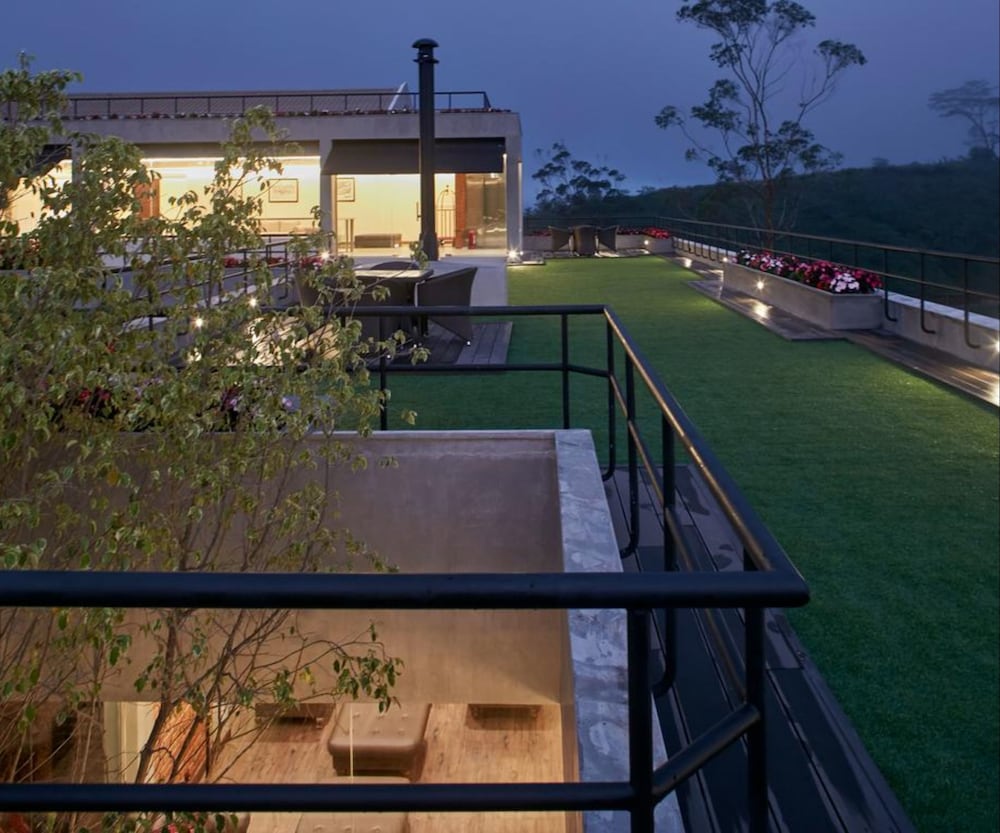 The Argyle - Luxury Boutique Hotel 24/50