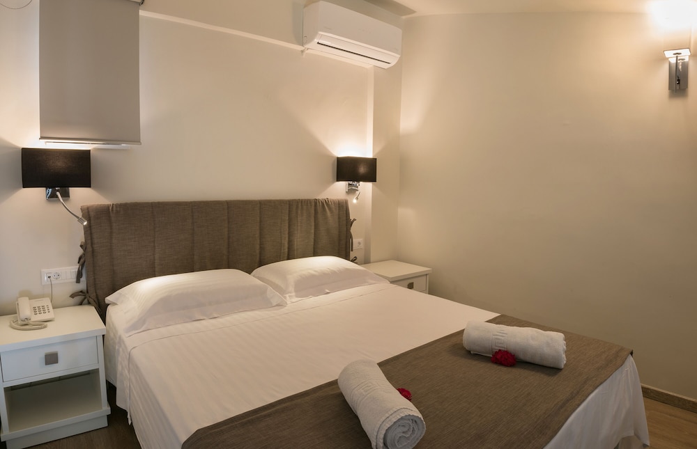 Maisonette, Double Bed, Sea View, Sofa