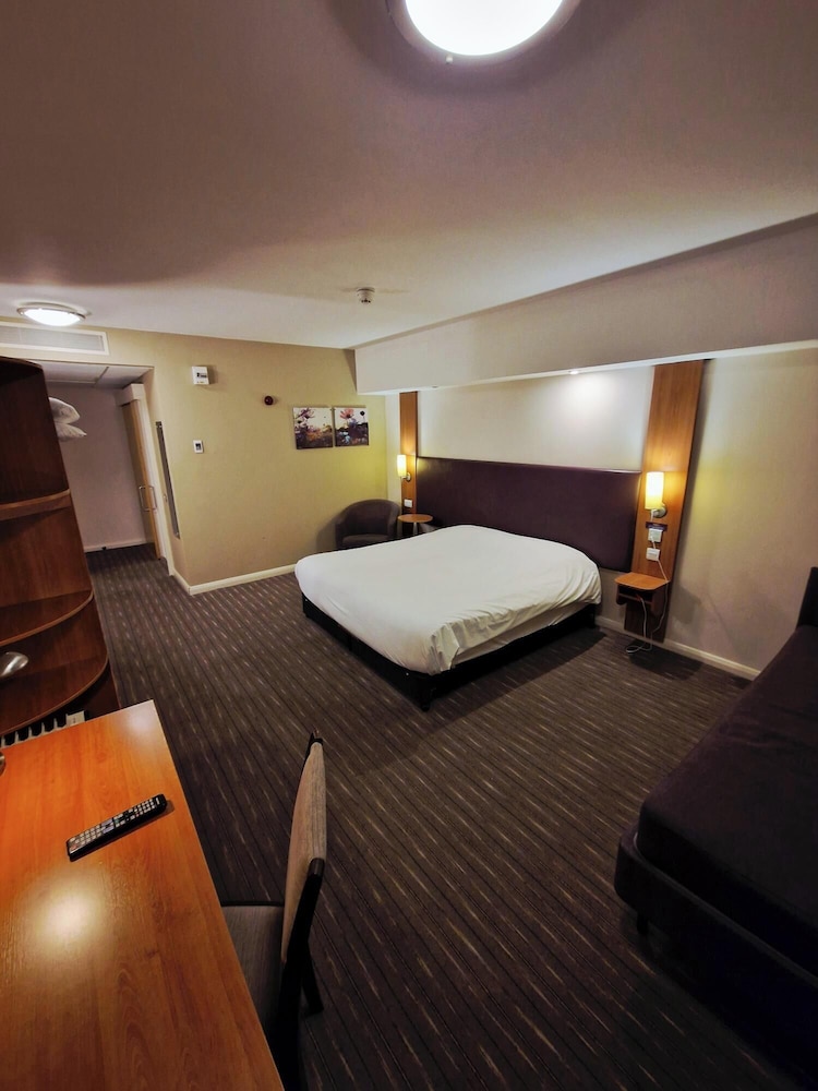 Premier Inn Bournemouth East Lynton Crt 36/54