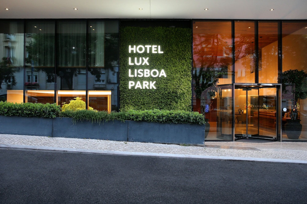 Lux Lisboa Park 8/75