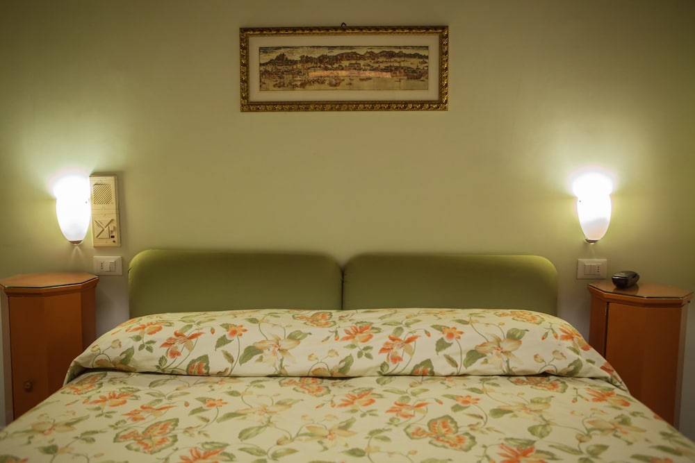 Locanda Ai Santi Apostoli 18/50