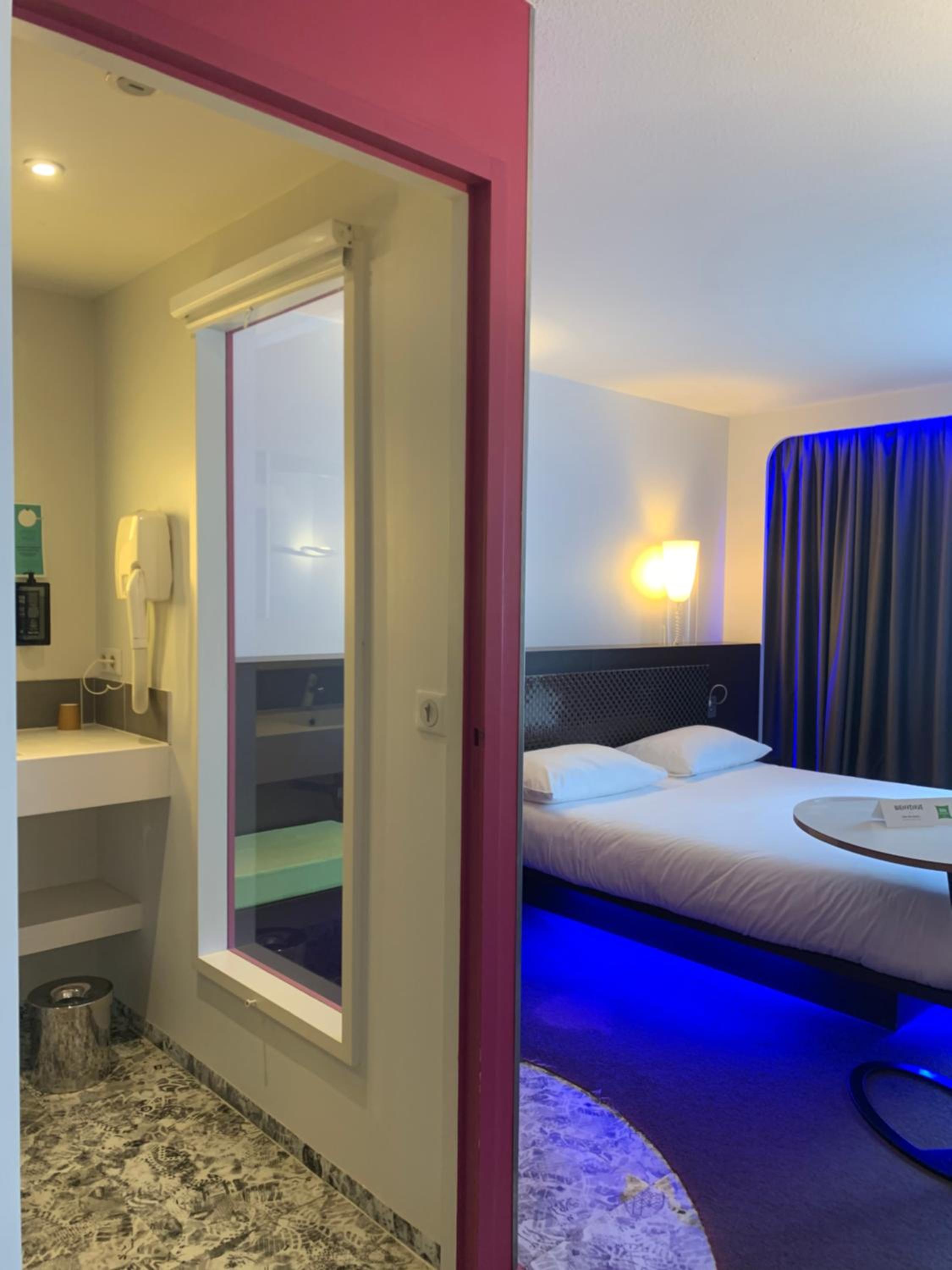 Standard, King Bed, Ibis Styles Lorient Caudan 7/10