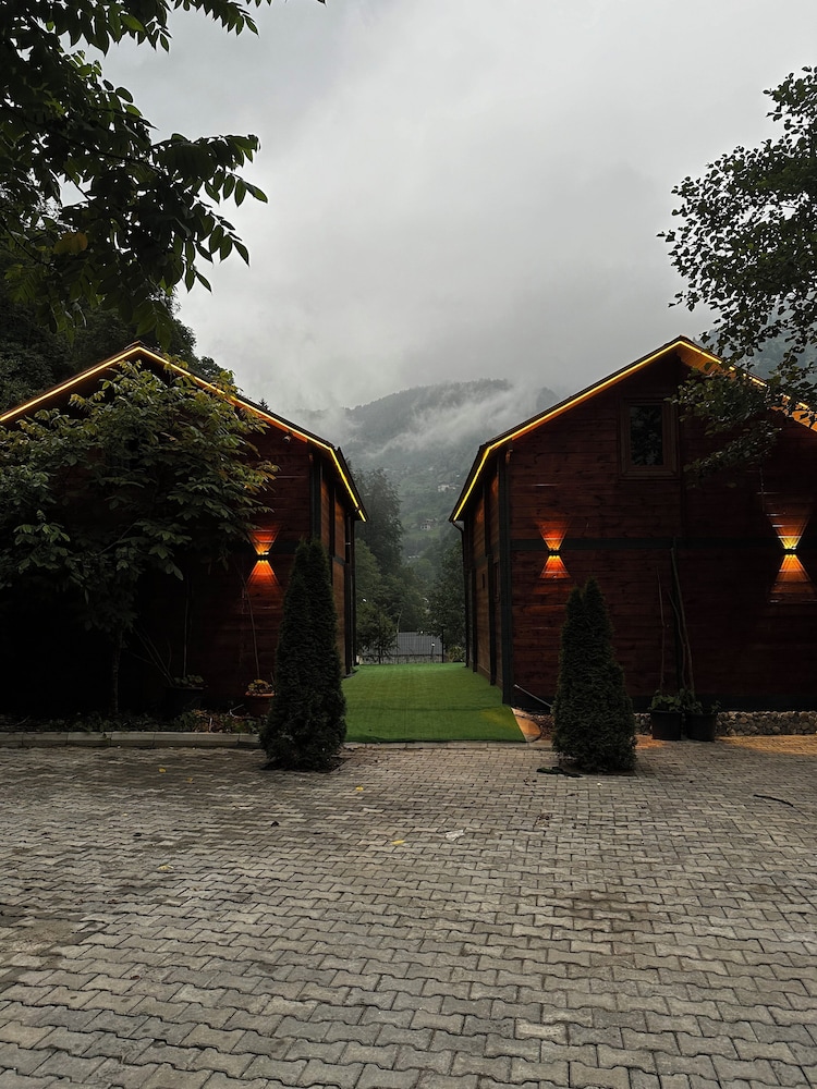 Tanura Bungalows 44/50