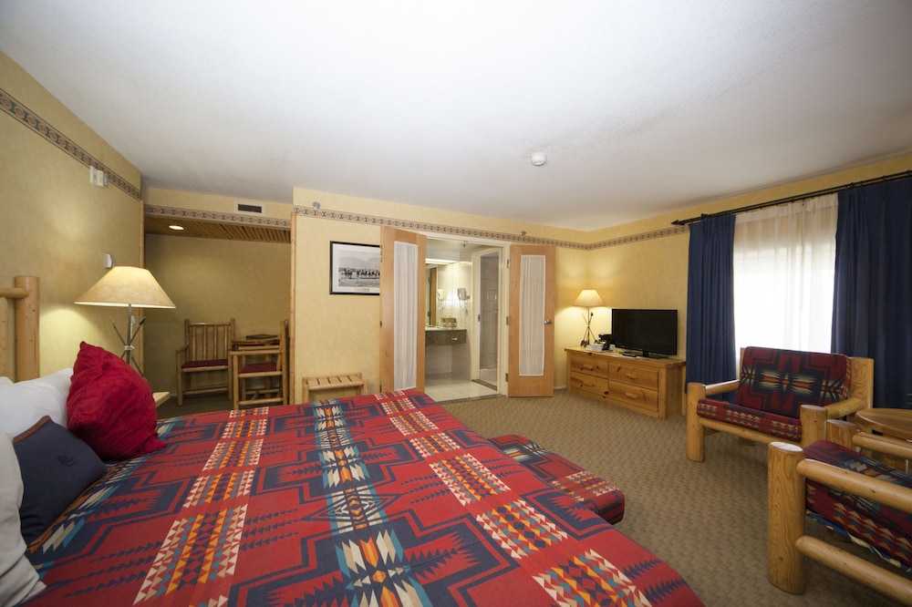 Brewster Mountain Lodge 24/65