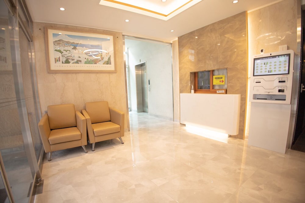 Trevi Hotel 33/46