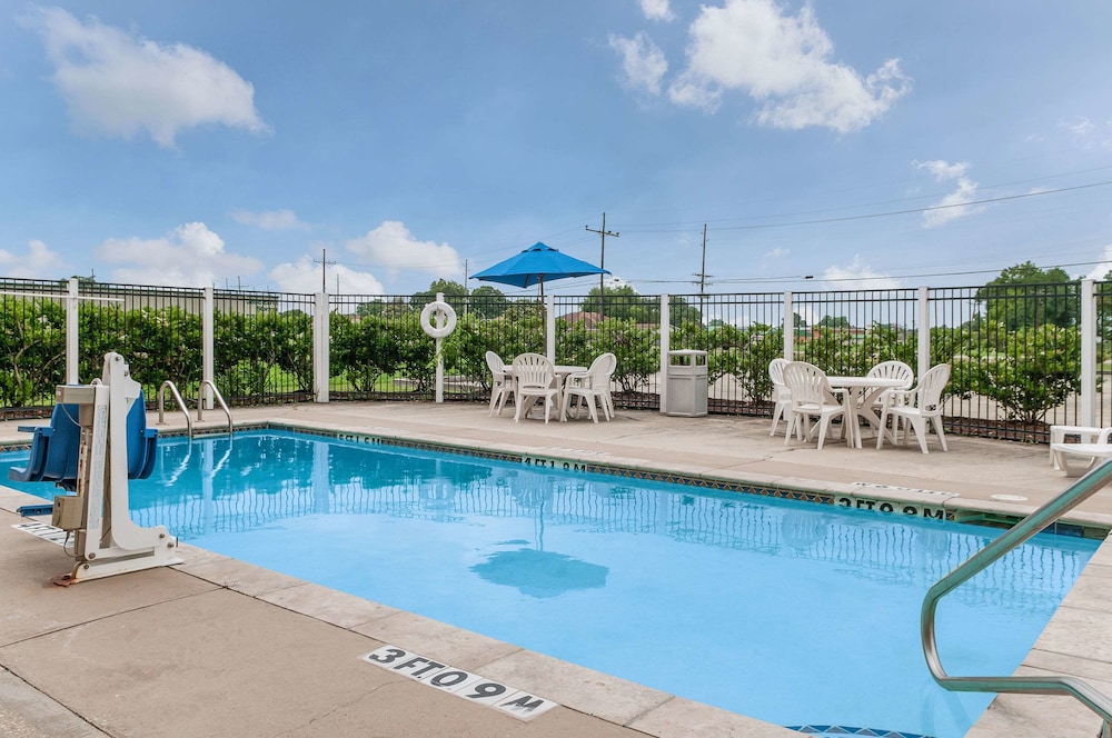 Quality Inn & Suites Houma 1/47