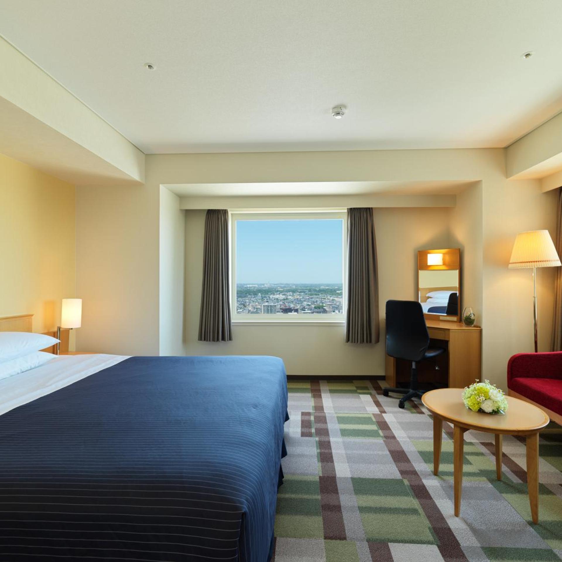 ROOM, DOUBLE BED, HIGH FLOOR, CORNER