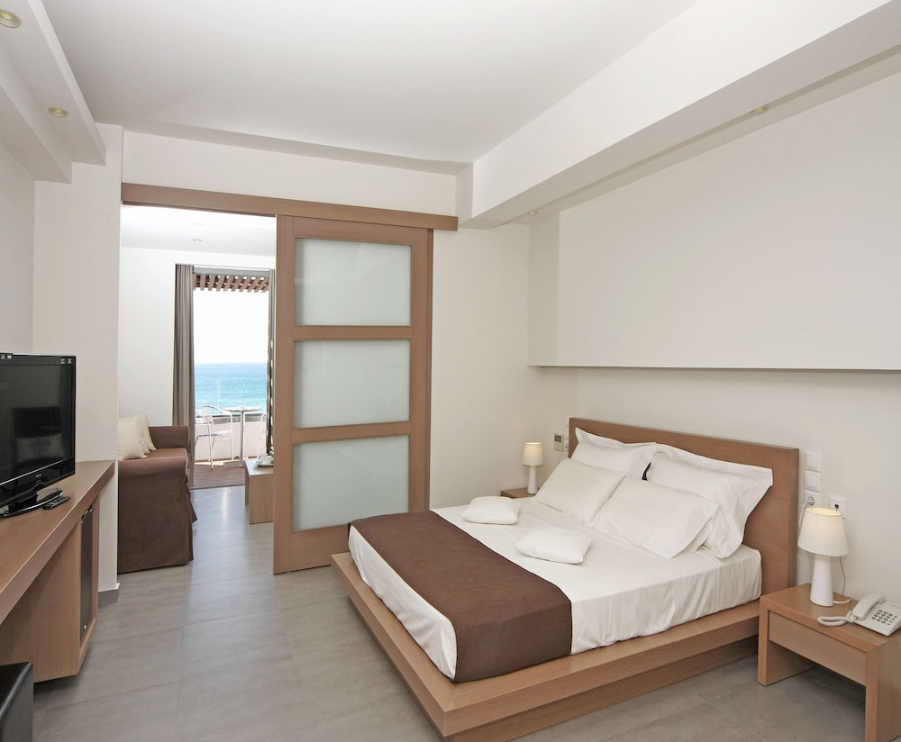 suite, sea view