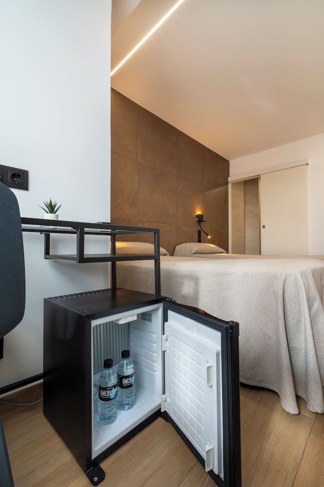 Hostal Pensimar 40/64