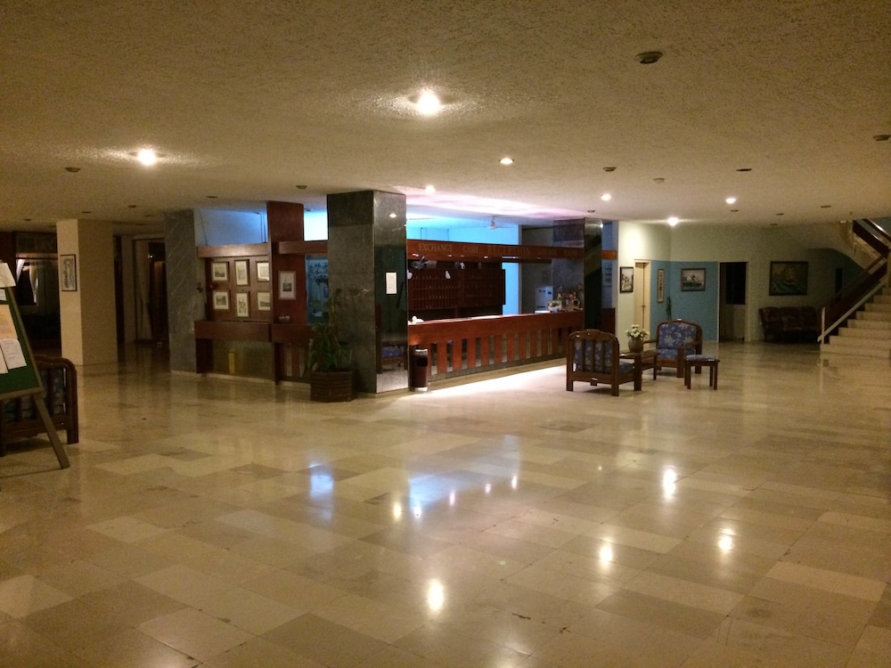 Irinna Hotel 7/31