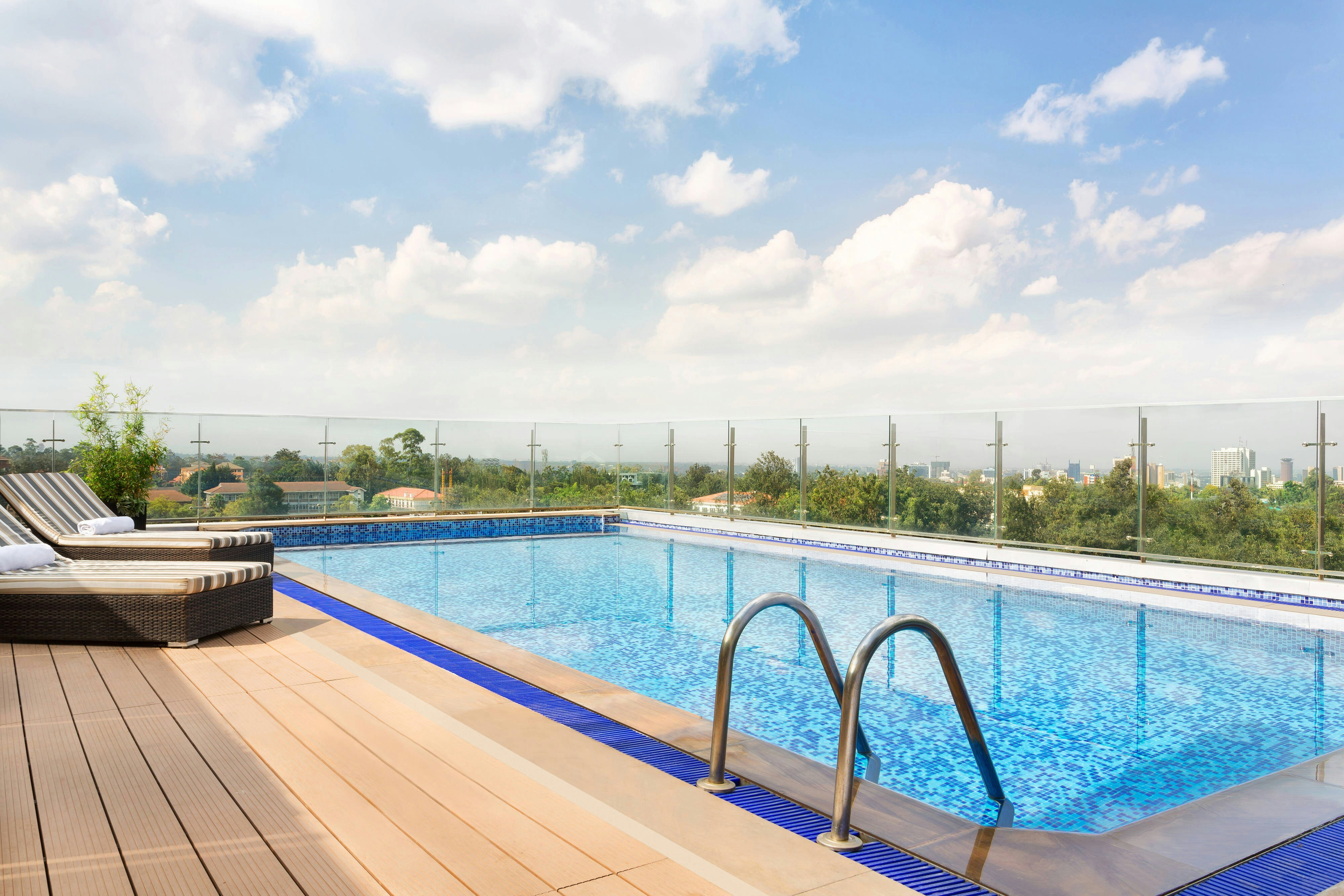Four Points By Sheraton Nairobi Hurlingham 4/11