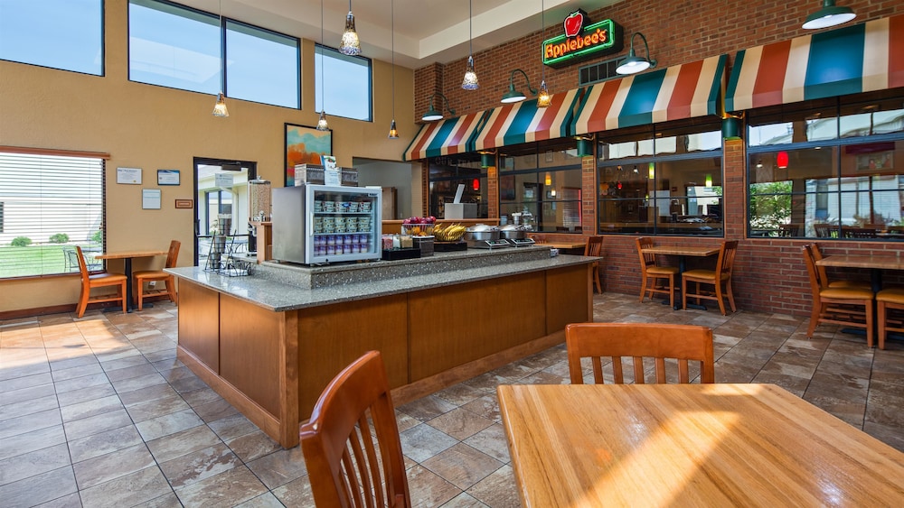 Best Western Plus York Hotel & Conference Center 36/46