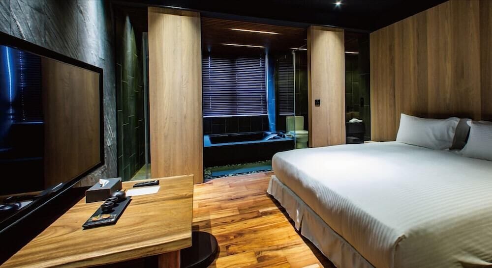 JSL hotel 19/70