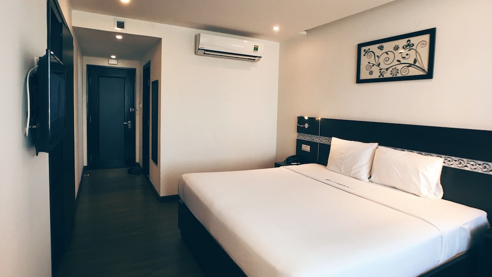 Sea Garden Hotel 19/65
