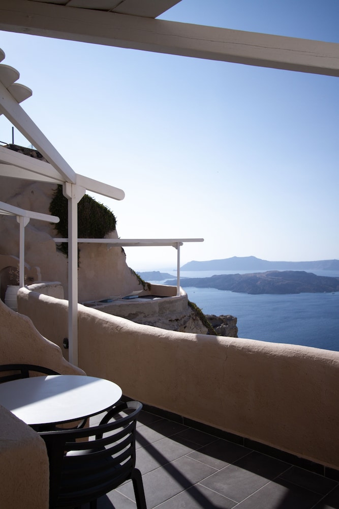 Suites of the Gods Cave Spa Hotel 38/50