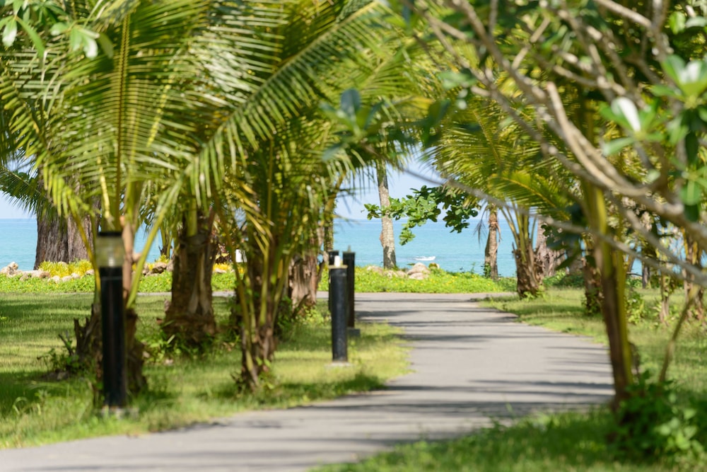 Khaolak Bhandari Resort and Spa 73/76
