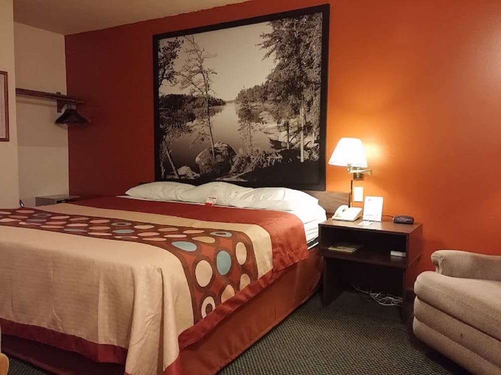 Queen Bed